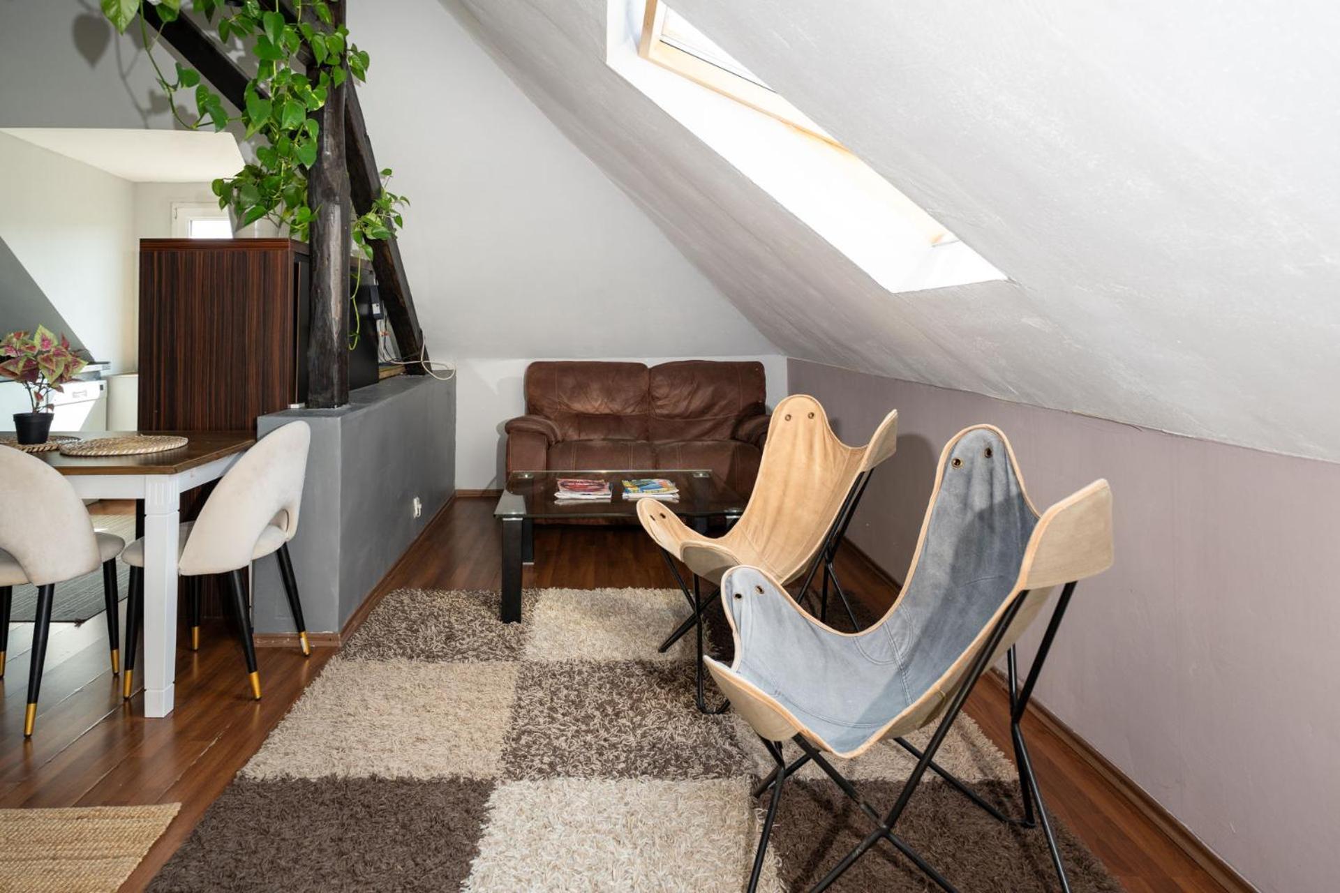 Stylische Privatzimmer An Der Mosel Coblenza Exterior foto